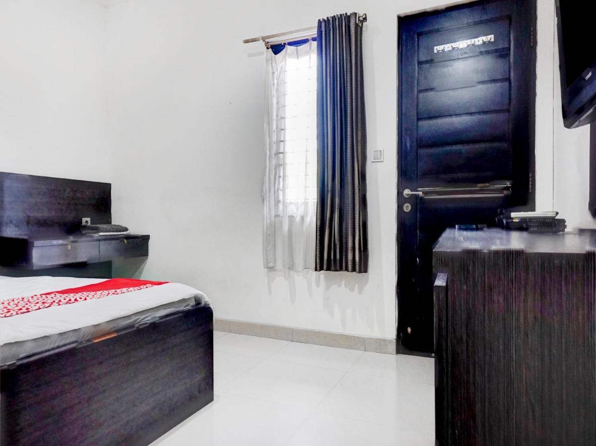 Oyo 90438 Mampang 34 Residence Jakarta Eksteriør billede