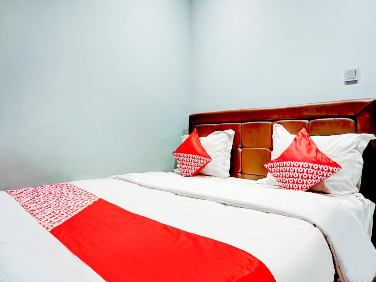 Oyo 90438 Mampang 34 Residence Jakarta Eksteriør billede
