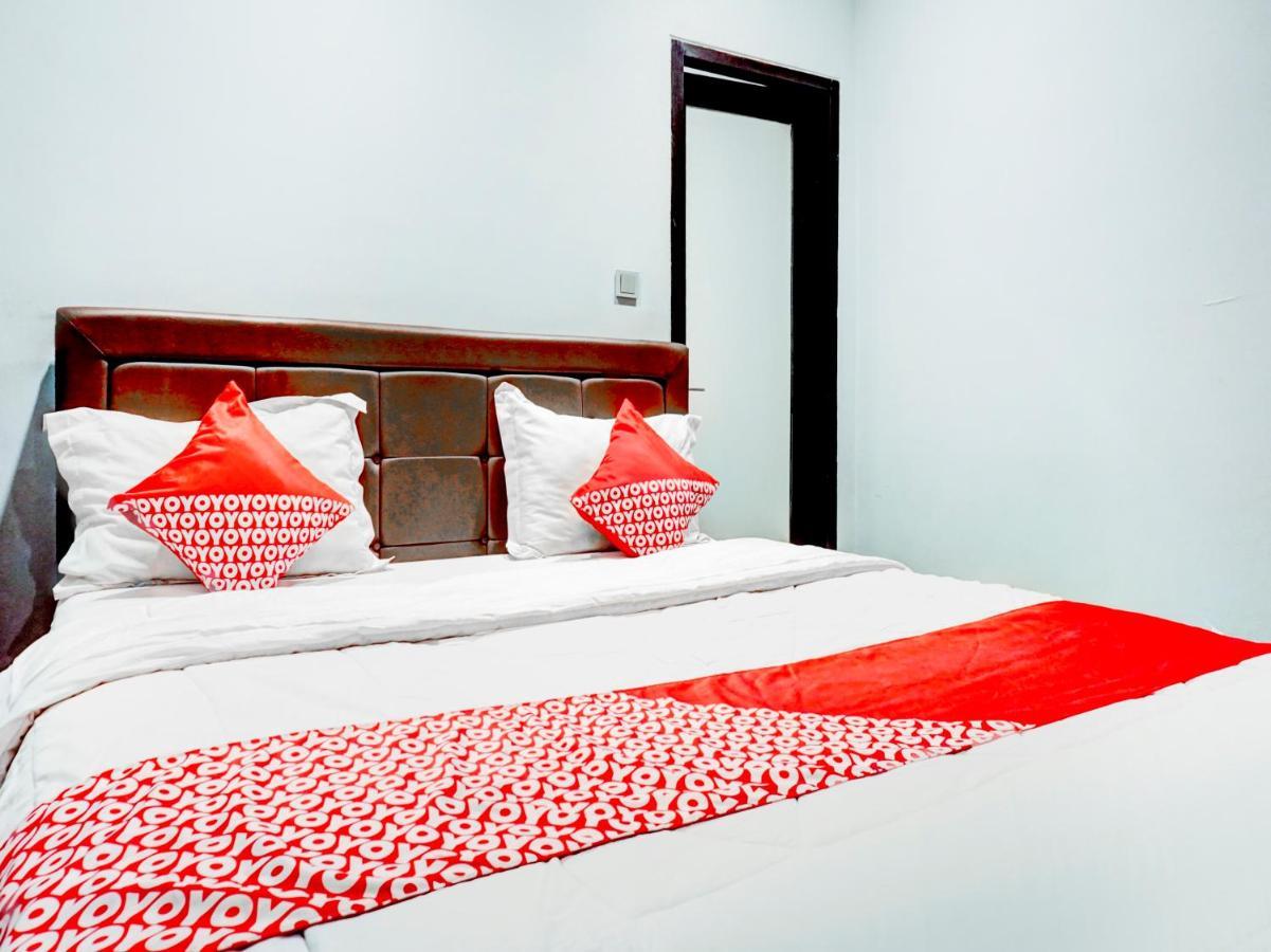 Oyo 90438 Mampang 34 Residence Jakarta Eksteriør billede