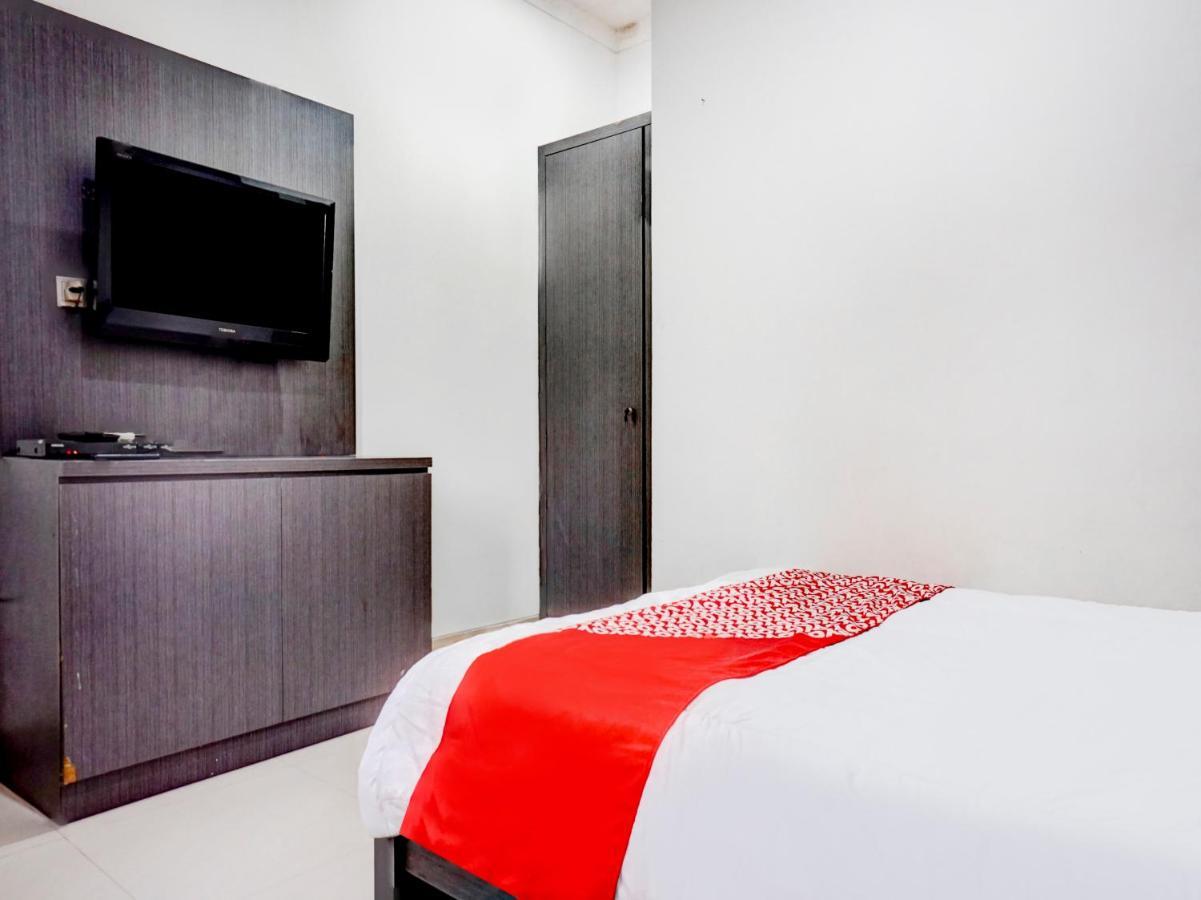 Oyo 90438 Mampang 34 Residence Jakarta Eksteriør billede