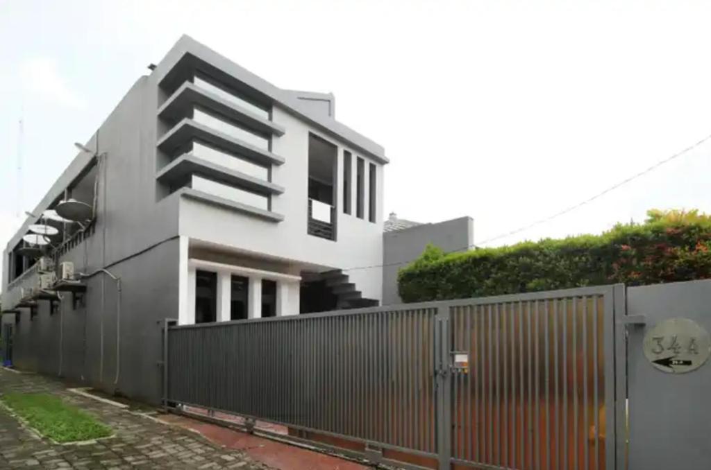 Oyo 90438 Mampang 34 Residence Jakarta Eksteriør billede