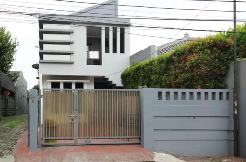 Oyo 90438 Mampang 34 Residence Jakarta Eksteriør billede