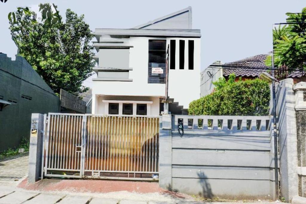Oyo 90438 Mampang 34 Residence Jakarta Eksteriør billede